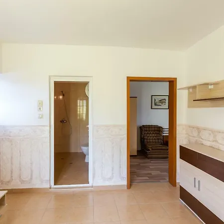 Quiet 2 Bedroom In Dafinka Ik بورغاس